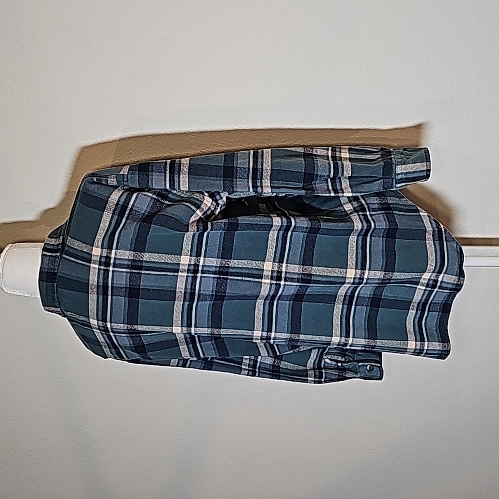Eddie Bauer Flannel Shirt Button Down Plaid Longsleeve Pocket Boyfriend Fit L - Picture 6 of 11